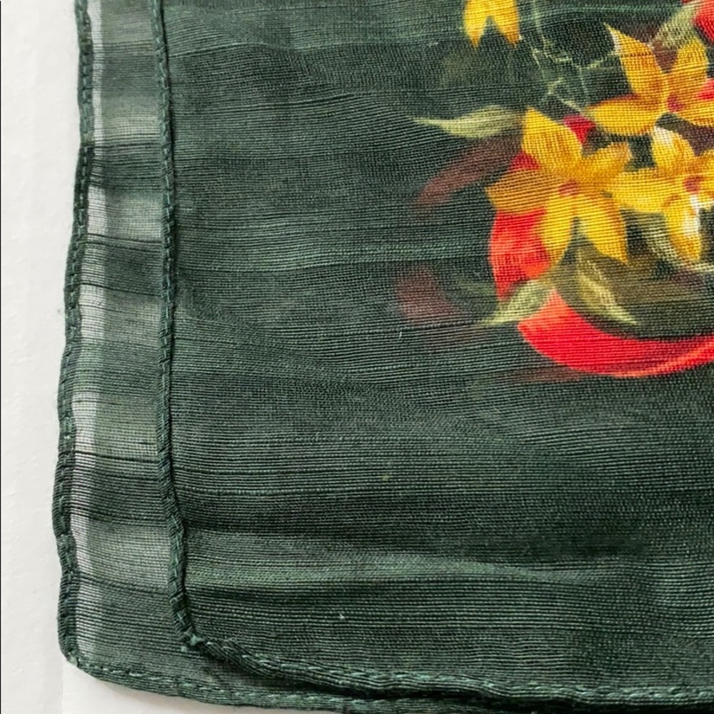 Scarf - Picture 4 of 6